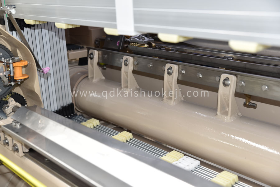 KSW-971系列高速喷水织机