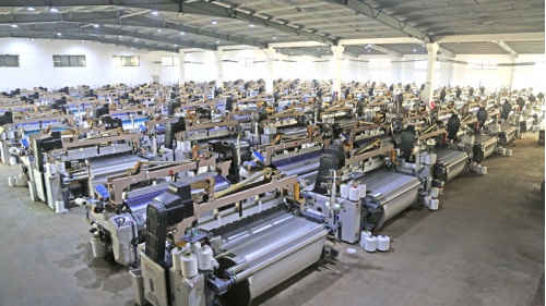長興某紡織公司生産場景